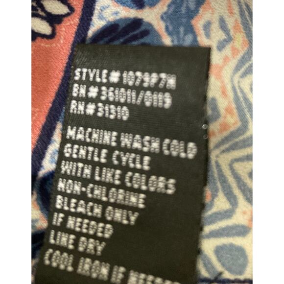 A. Byer women's handkerchief style spaghetti strap flowered top, size small - Picture 8 of 8